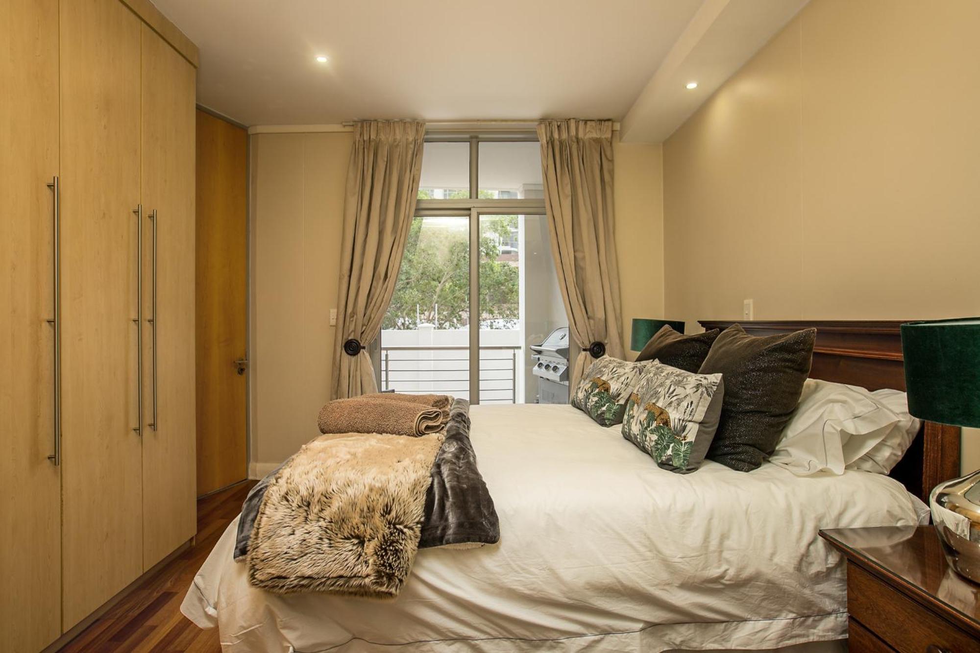Hydro Park Residences In Sandton With Generator Johannesburg Exterior photo