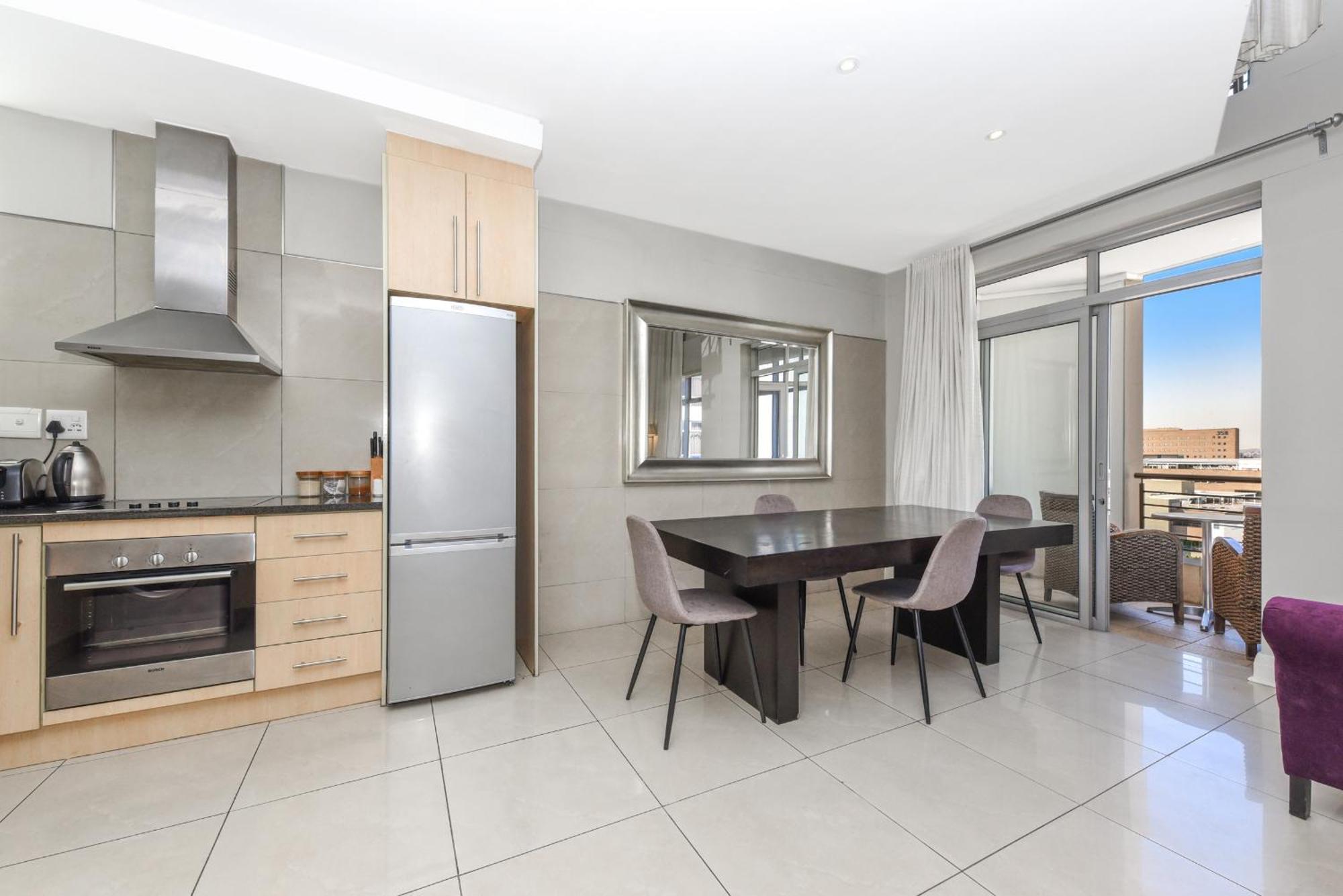 Hydro Park Residences In Sandton With Generator Johannesburg Exterior photo